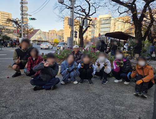 植栽のボランティアを行いました